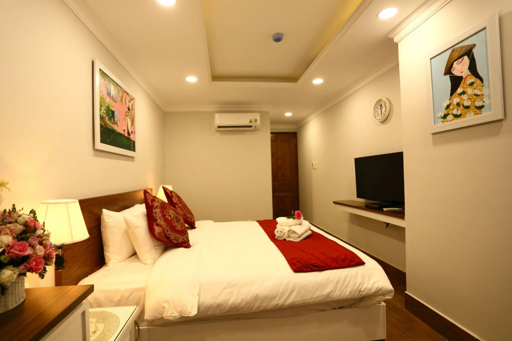 Diamond Queen Hotel