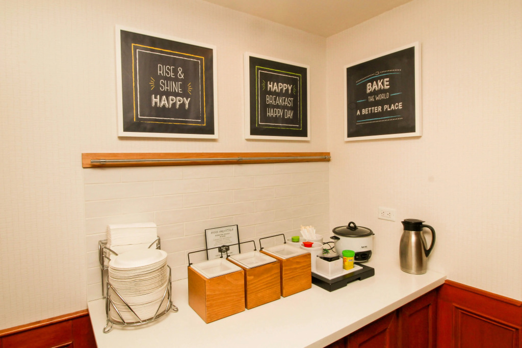 Hampton Inn Commerce/Novi