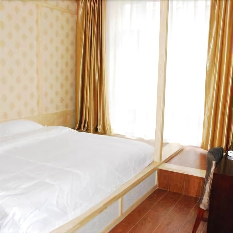 Jingshan Jinglun Hotel