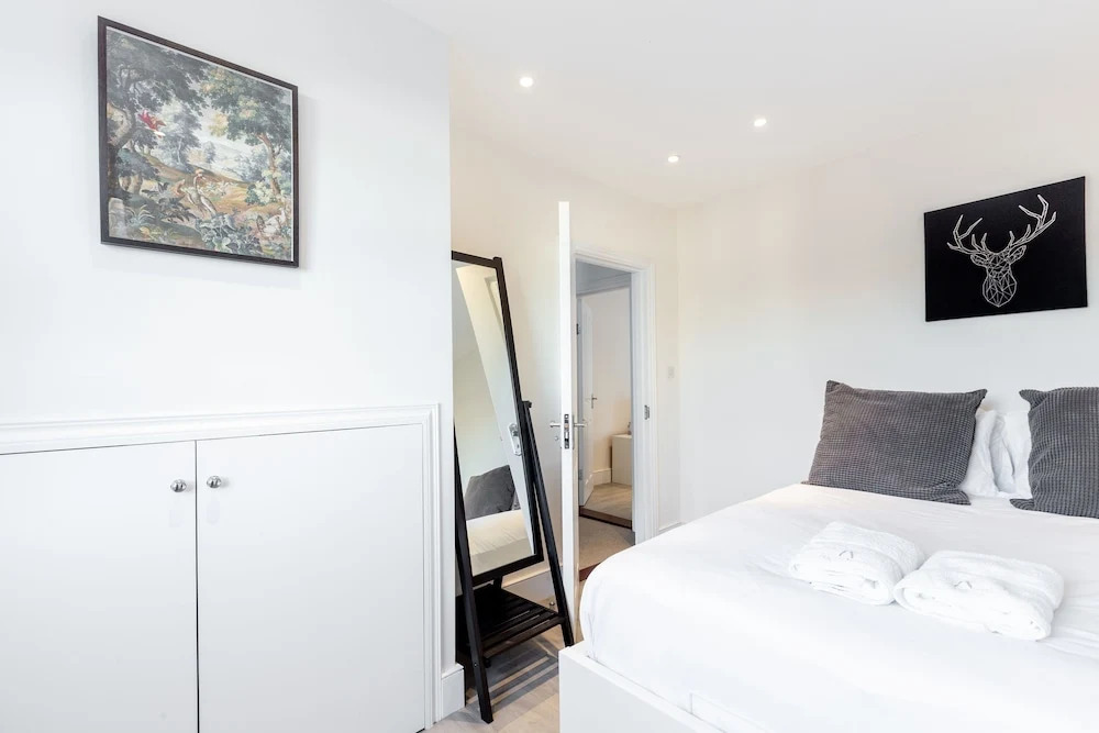 3 BDR Maison South Ken by The Residences