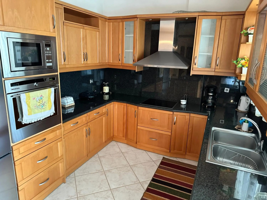 beautiful apartment near the beach