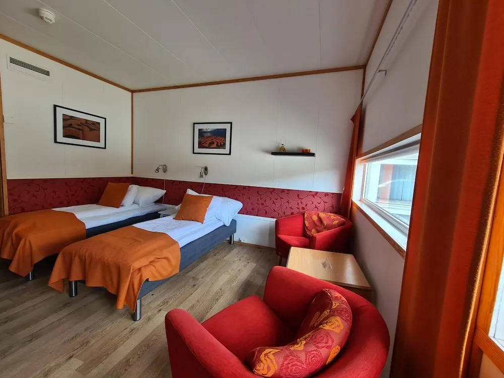 Tjeldsundbrua Hotel