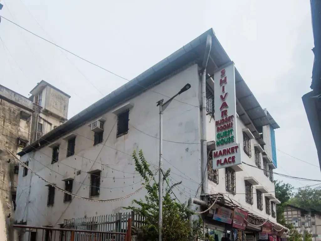 Shivar Guest House by OYO Rooms