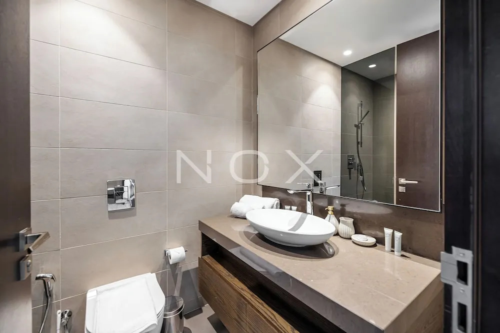 Luxury 2BR Marina Gate 3