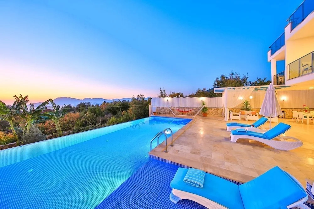 Villa Gunbatimi