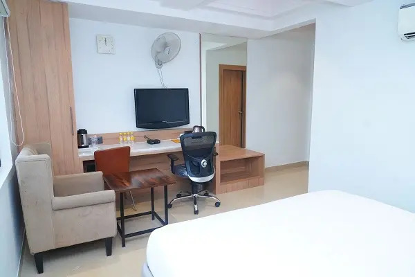 Hotel Kinara Grand-Habsiguda