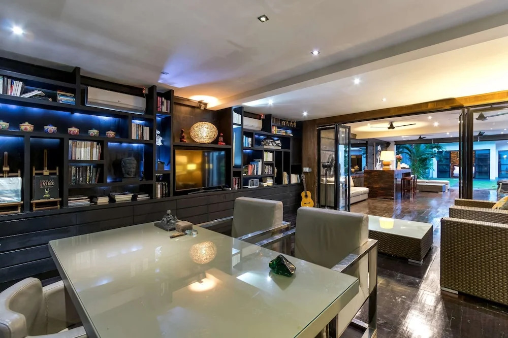 Beautiful Villa With Private Pool, Bali Villa 2001