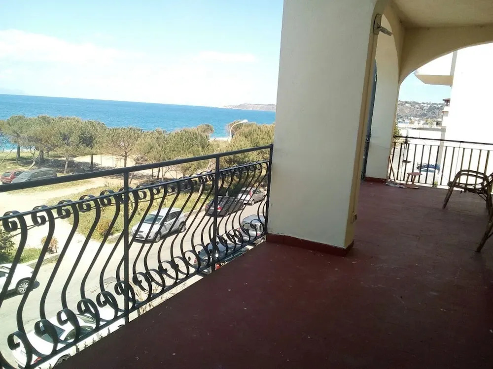 Villa With 3 Bedrooms in Milazzo, With Wonderful sea View, Enclosed Ga
