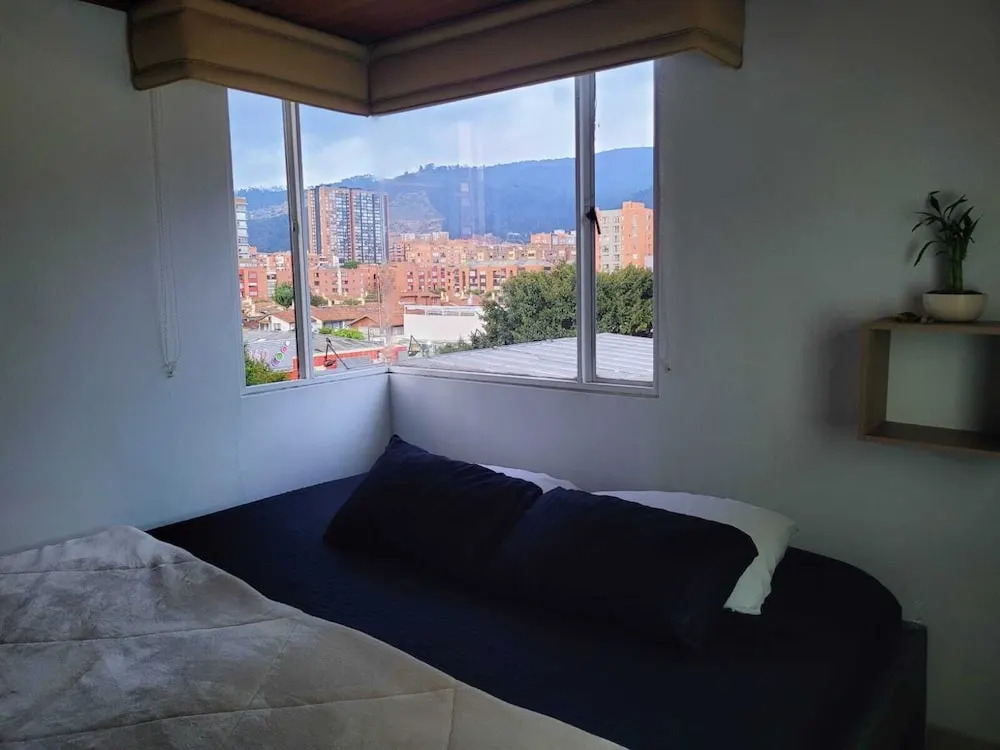 Elegant apartment with up to 4 people