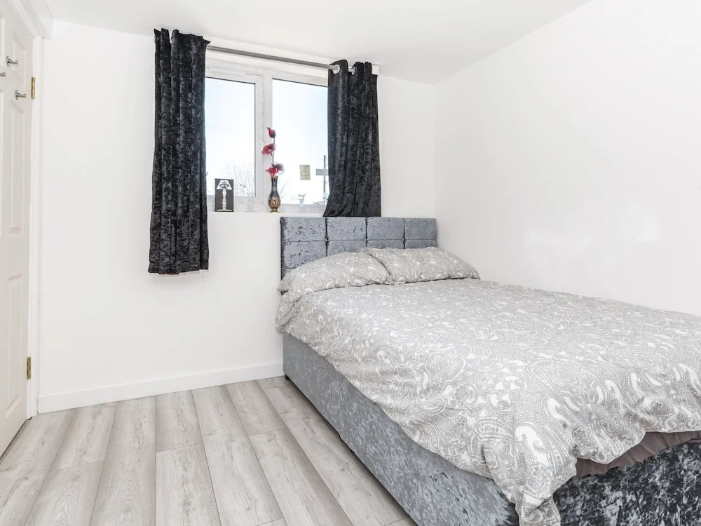 Simplistic Apartment in Croydon near Wandle Park