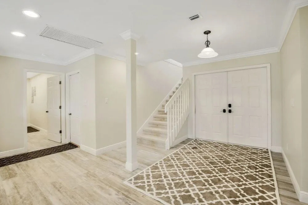 Spanish Home #65094 5 Bedrooms 3.5 Bathrooms Home