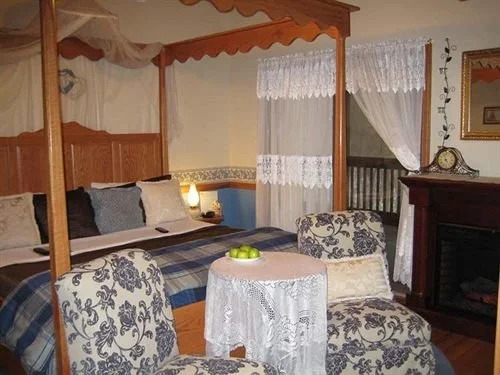 Deer Creek Bed & Breakfast