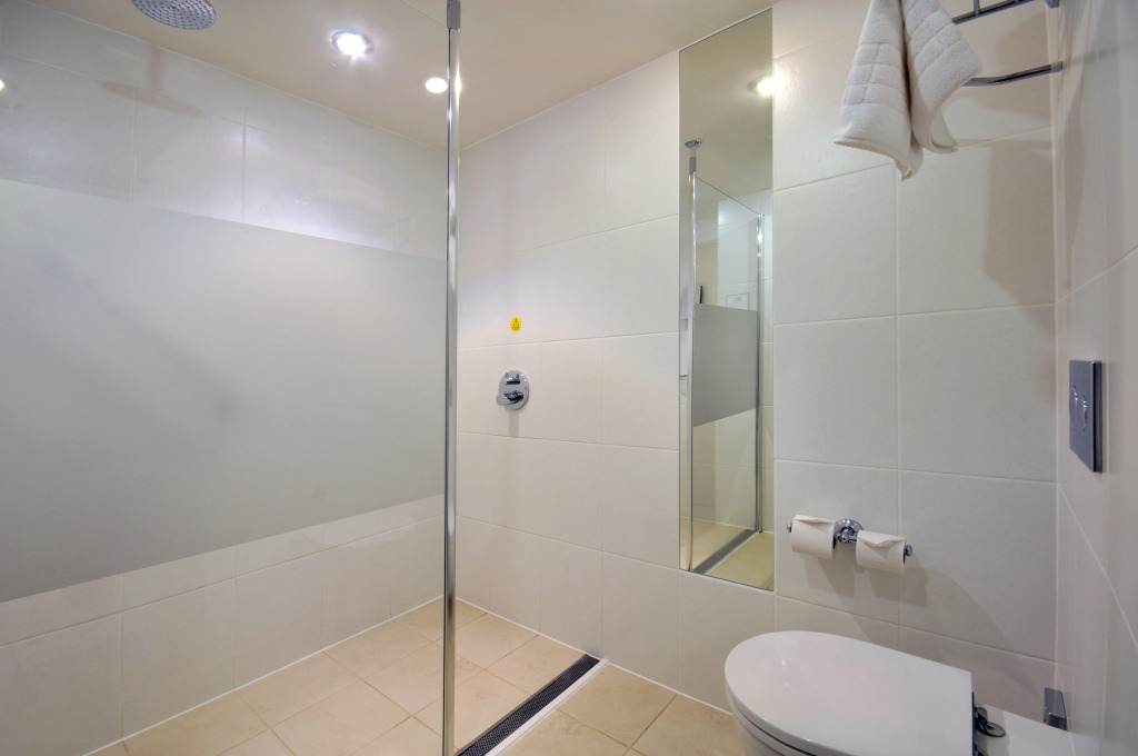 Holiday Inn Express Leigh - Sports Village by IHG