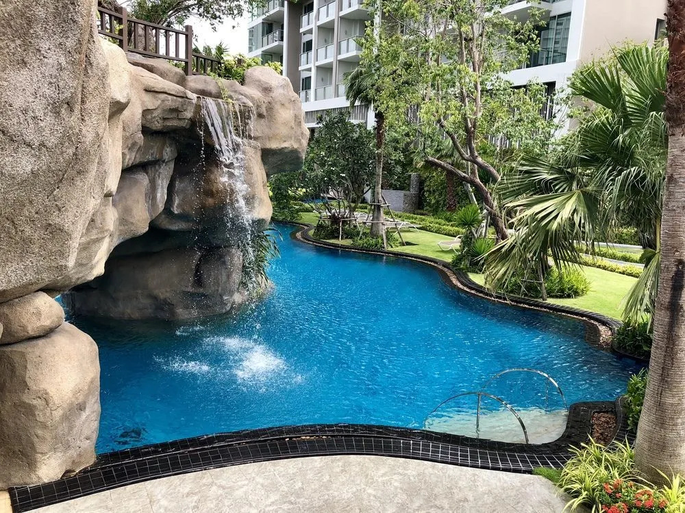 Among Riviera City of Sky Pattaya