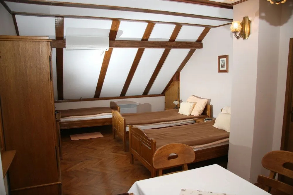 Apartments Vrata Baranje