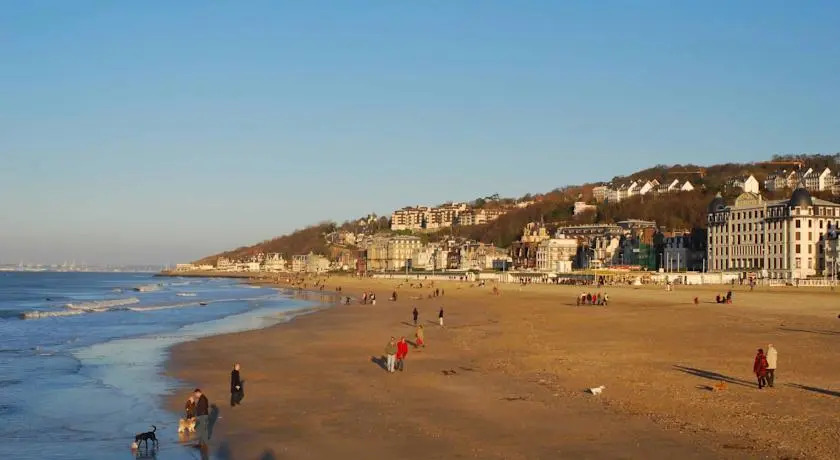Le Petit Trouville