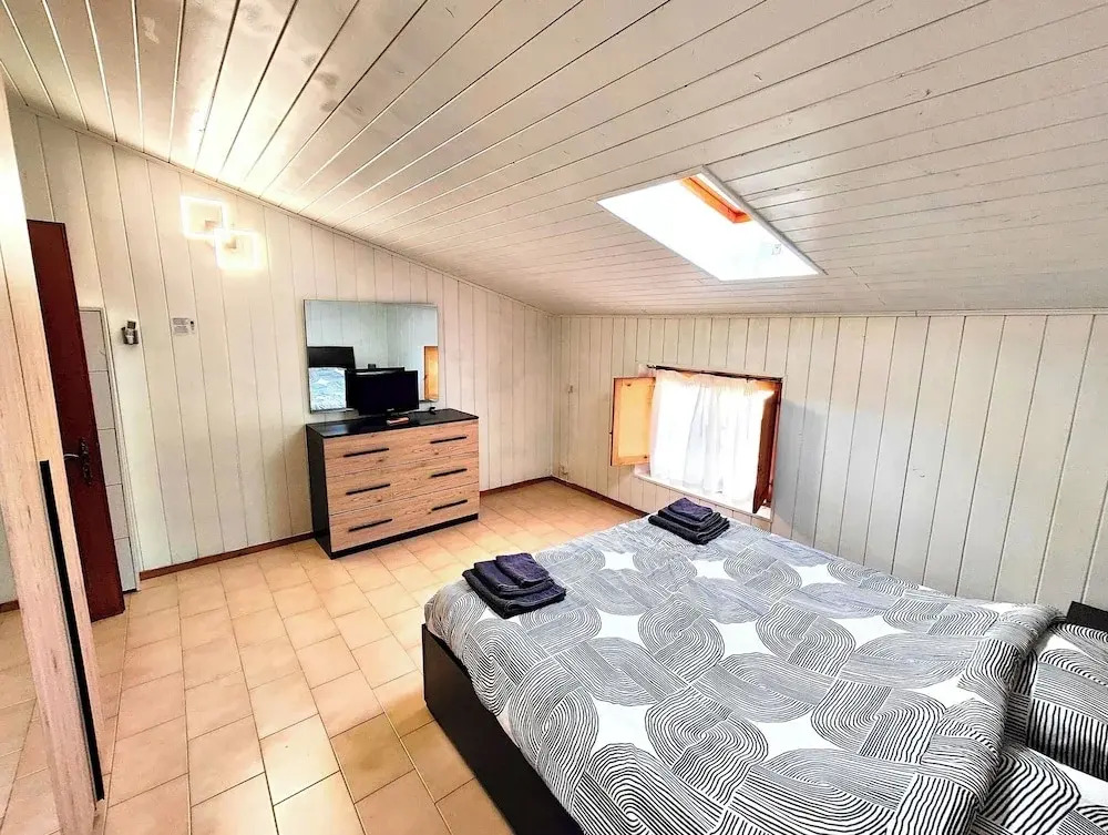 Quiet Two-room Apartment With Parking Space - Casa Montan