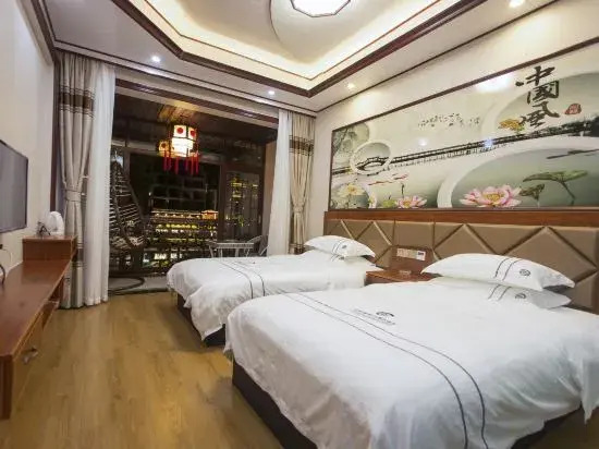 Gongyulou River View Homestay