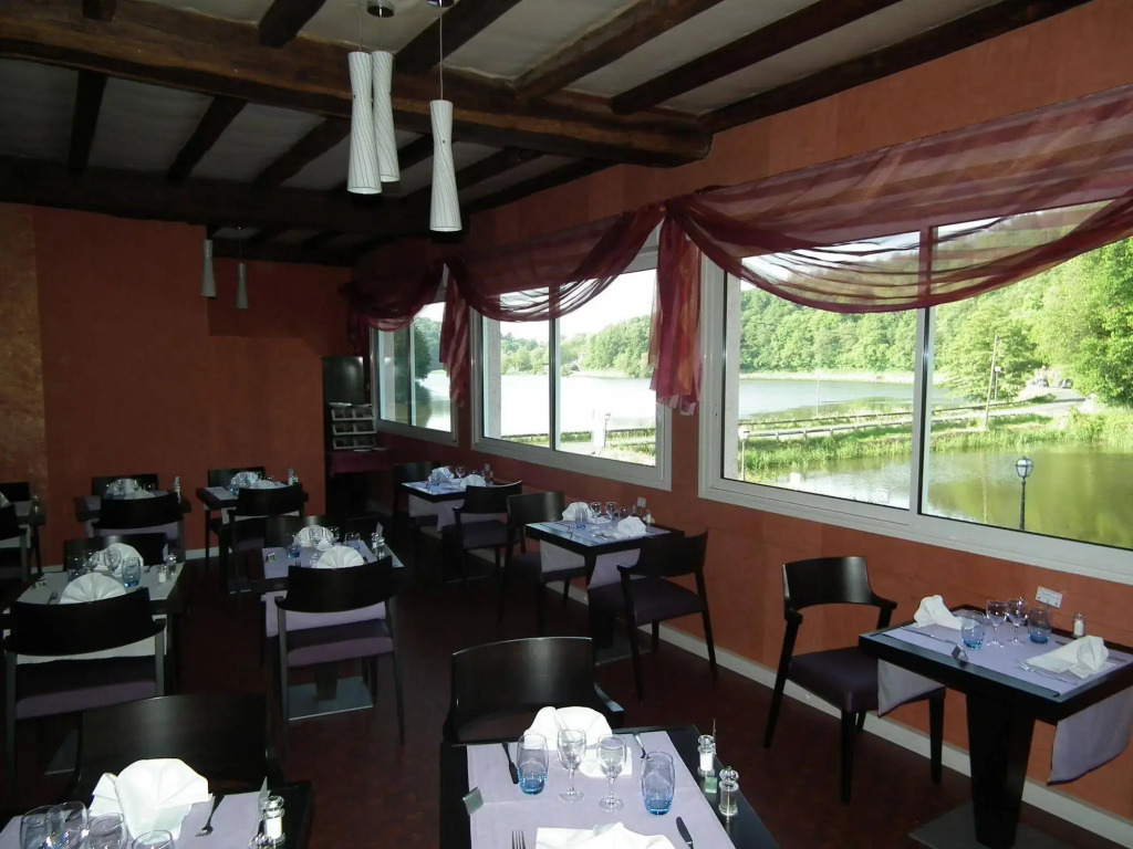 Contact Hotel Le Moulin Neuf Chantonnay
