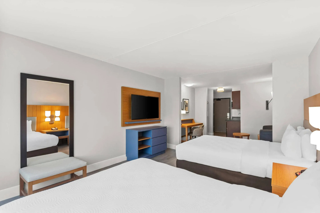 Country Inn & Suites Etown