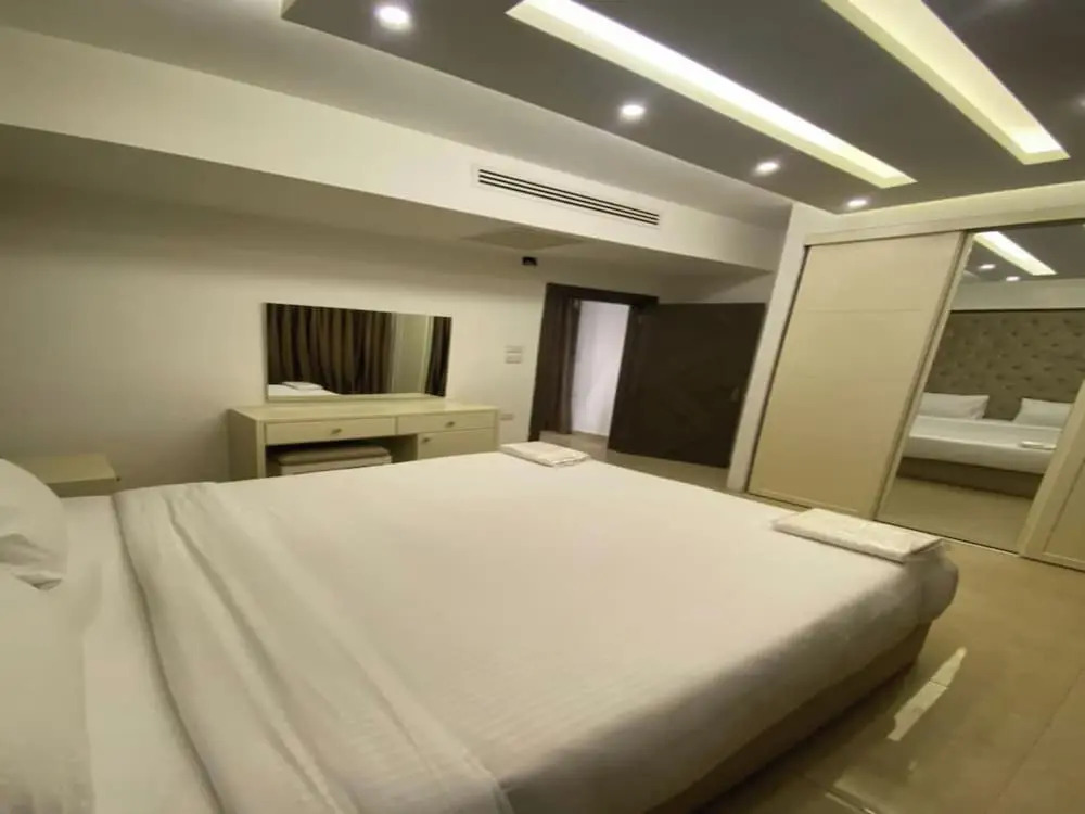 JRE Abdoun Rooftop 1bedroom Kh&sh 04