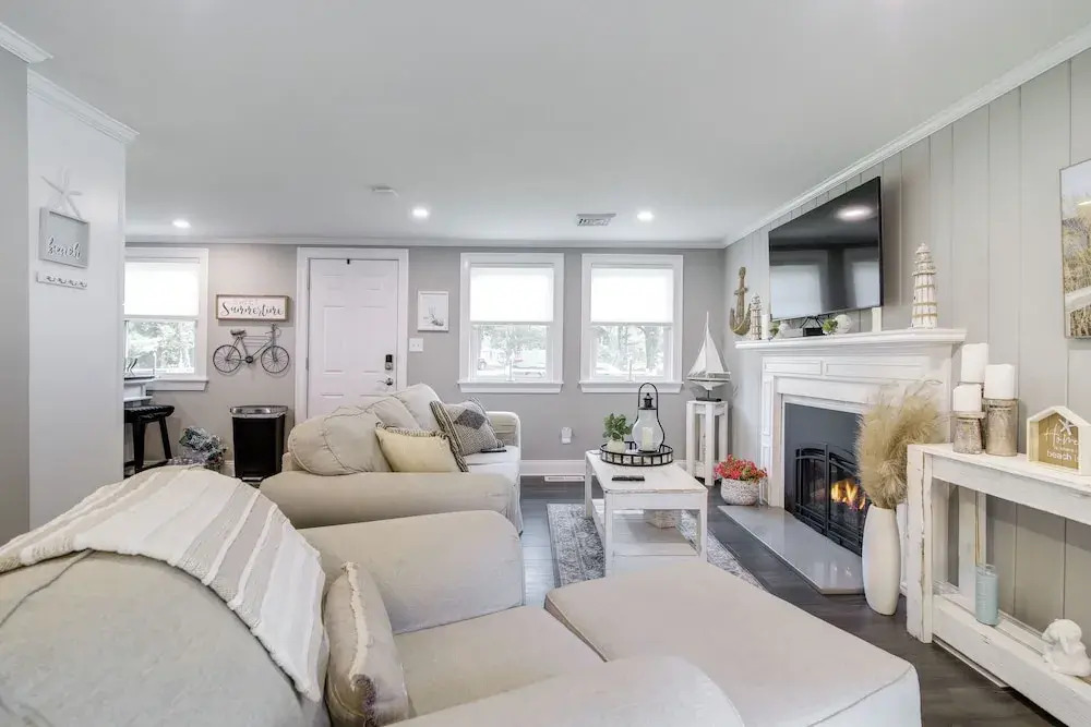 Walk to Beach: Dennis Family Cottage w/ Deck!