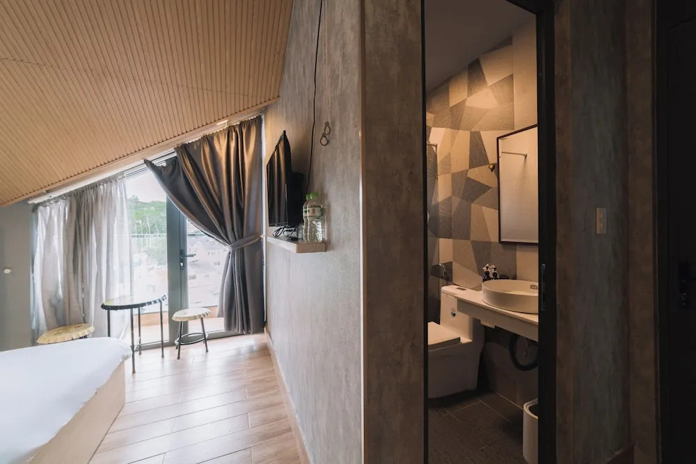 Suda House