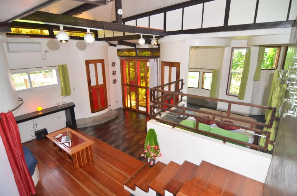 SomeWhere Else Boutique Resort