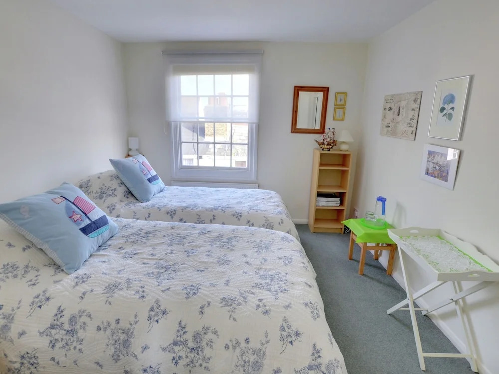 Quaint Holiday Home in Deal Kent With Terrace