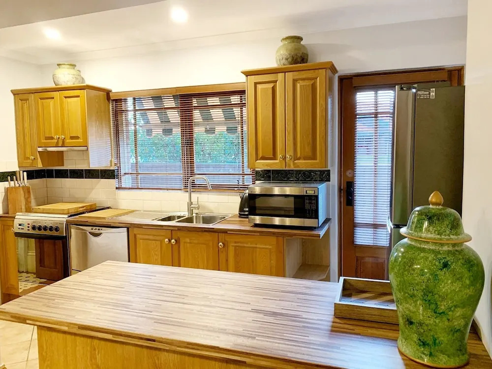 Hollidge House Apartments