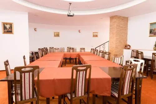 Hotel Perla Oltului