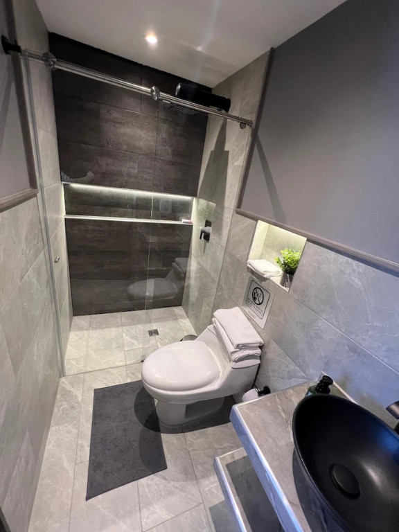 Aerosuites