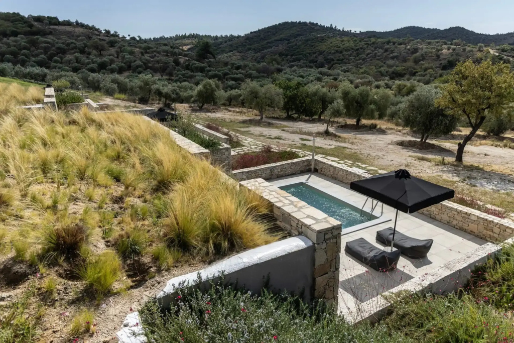 Fari Stone Villas
