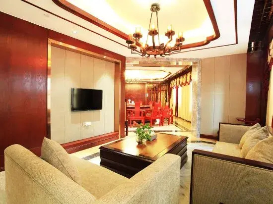 Longzhou Hotel (Tongliang Vocational College of Media)
