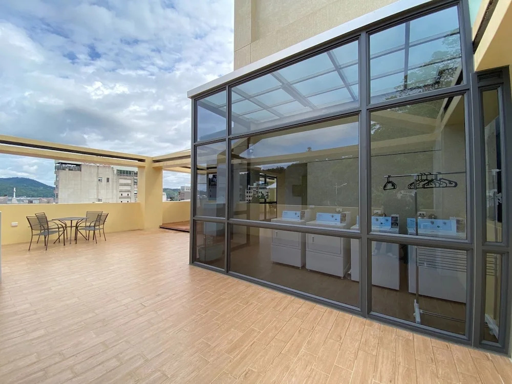 Owl Hostel 貓頭鷹旅店