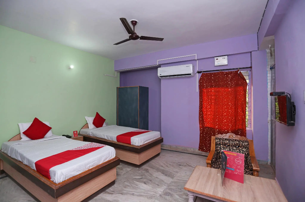 OYO 19971 Hotel New Urvashi