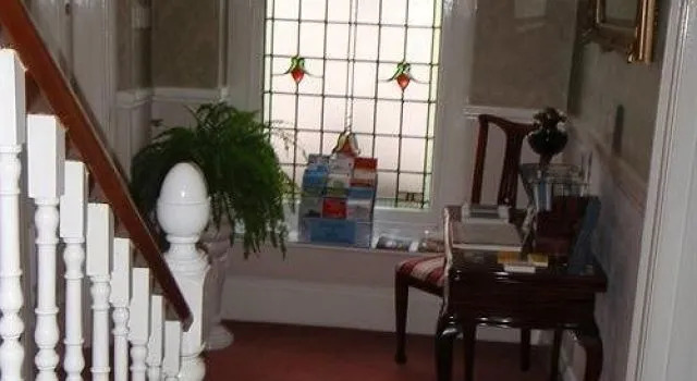 Walton Villa Bb