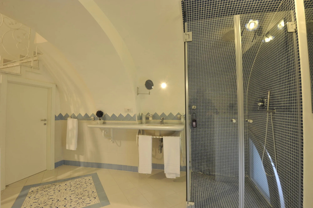 Surriento Suites
