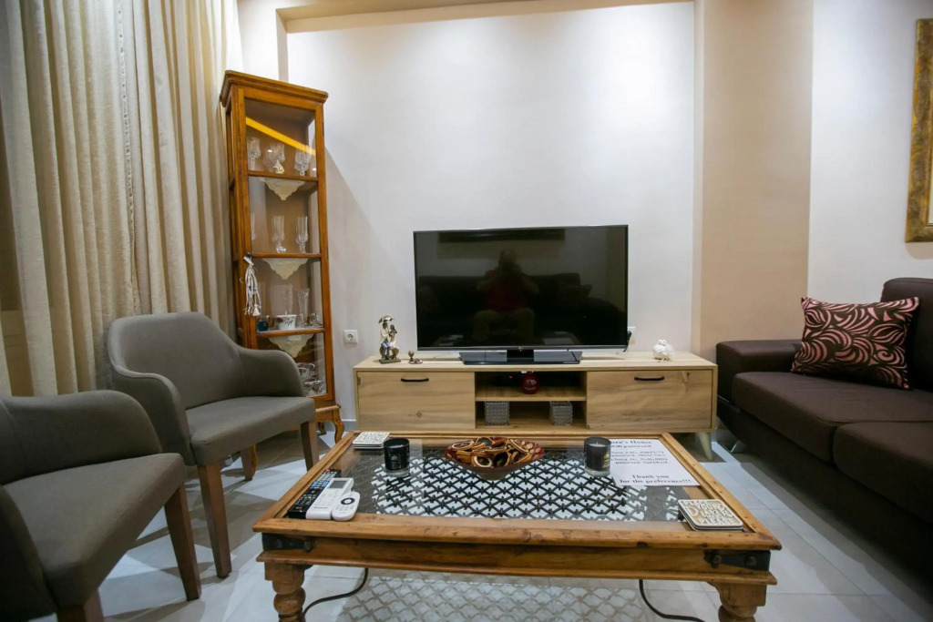 Moza House