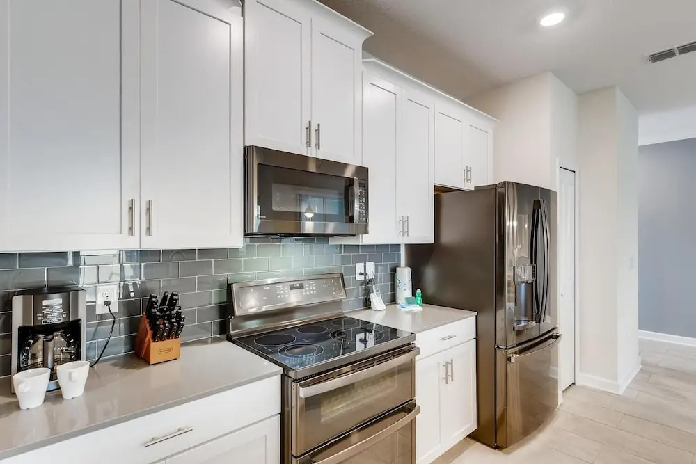 4321 QS - Magical Haven Townhome w/ Pool