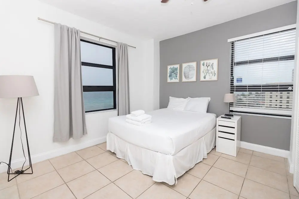 791 Ocean View Hollywood Beach