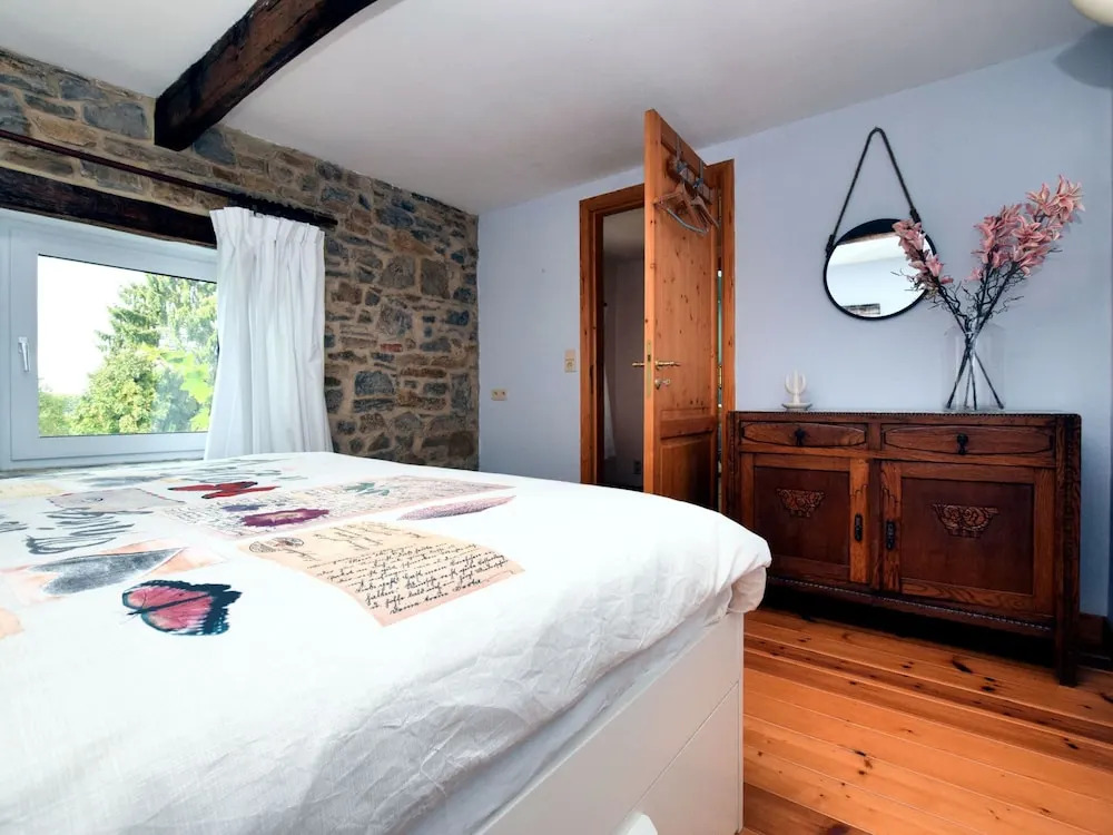 Vintage Holiday Home in Durbuy With Terrace, Garden, Parking