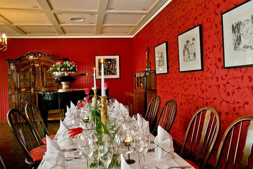 Recks Hotel-Restaurant