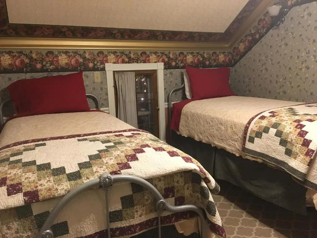 Frisco Lodge