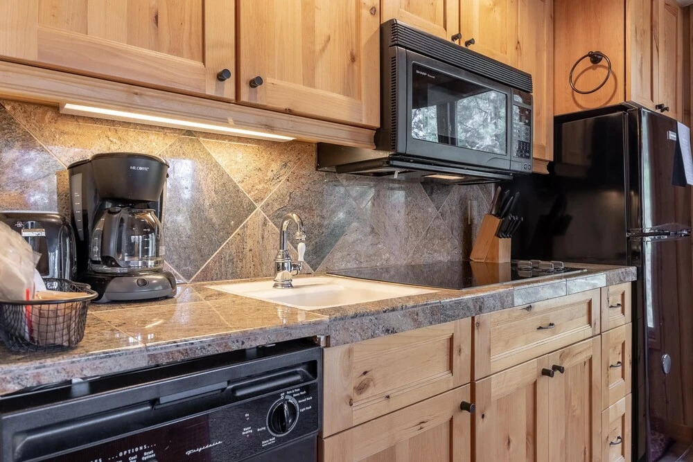 Ski House 245