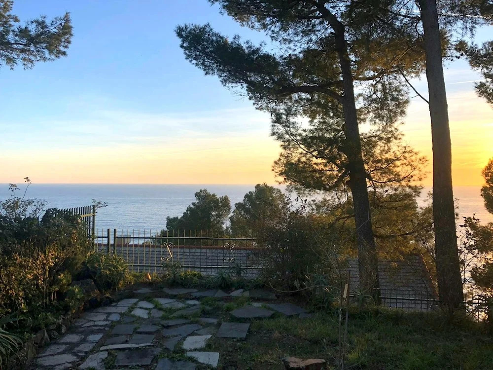 Sea Inside Villa