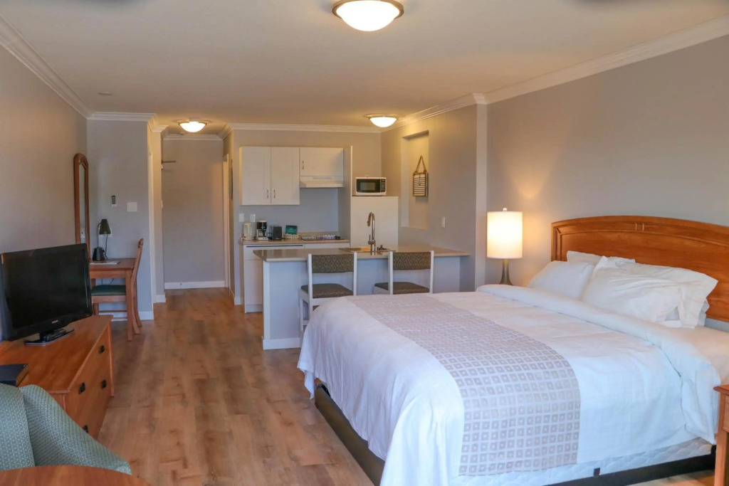 The Waterfront Suites and Marina