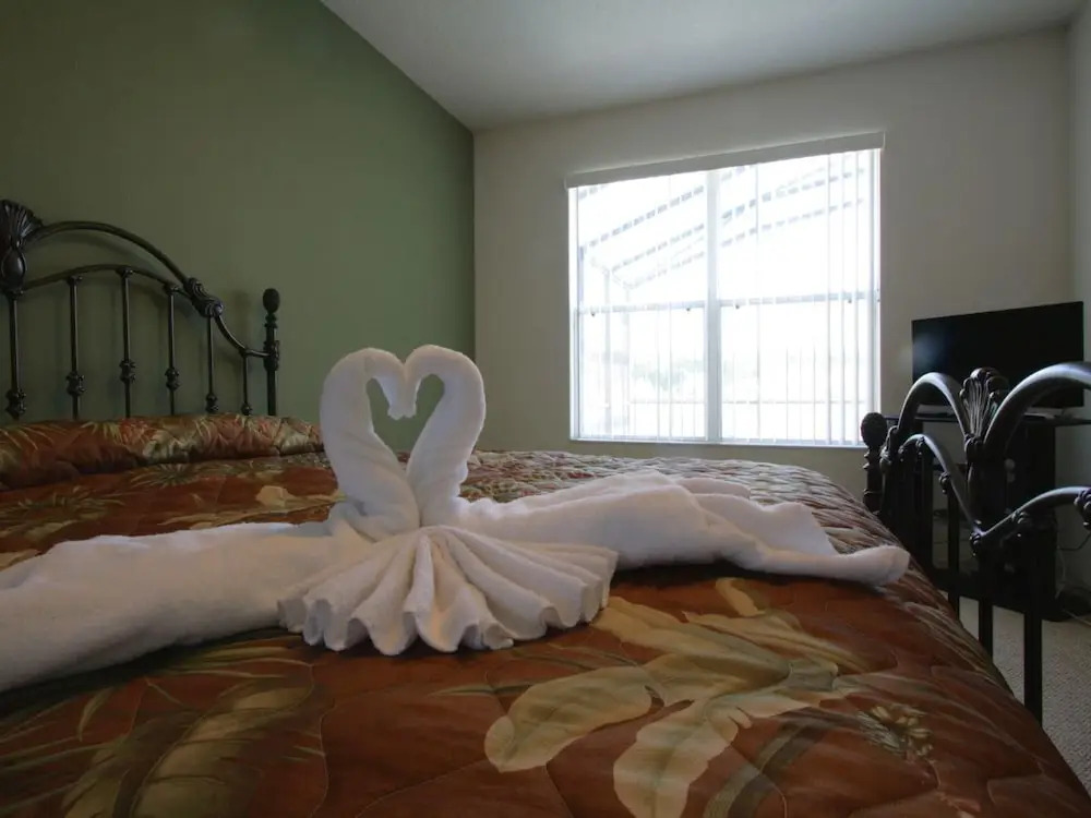 5 Bed 4720