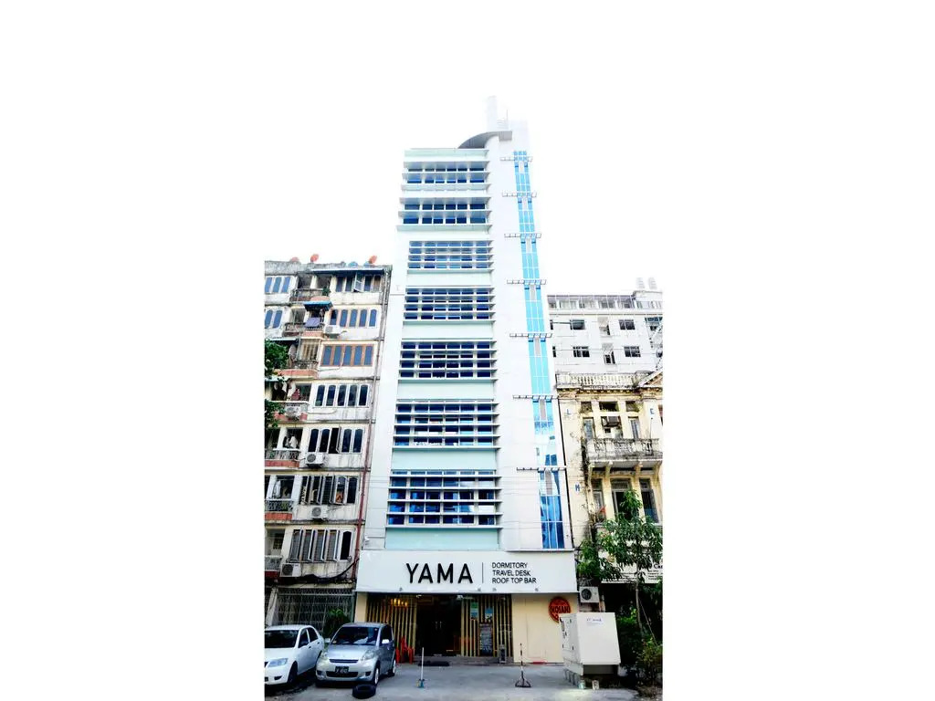 YAMA HOTEL & ROOFTOP BAR