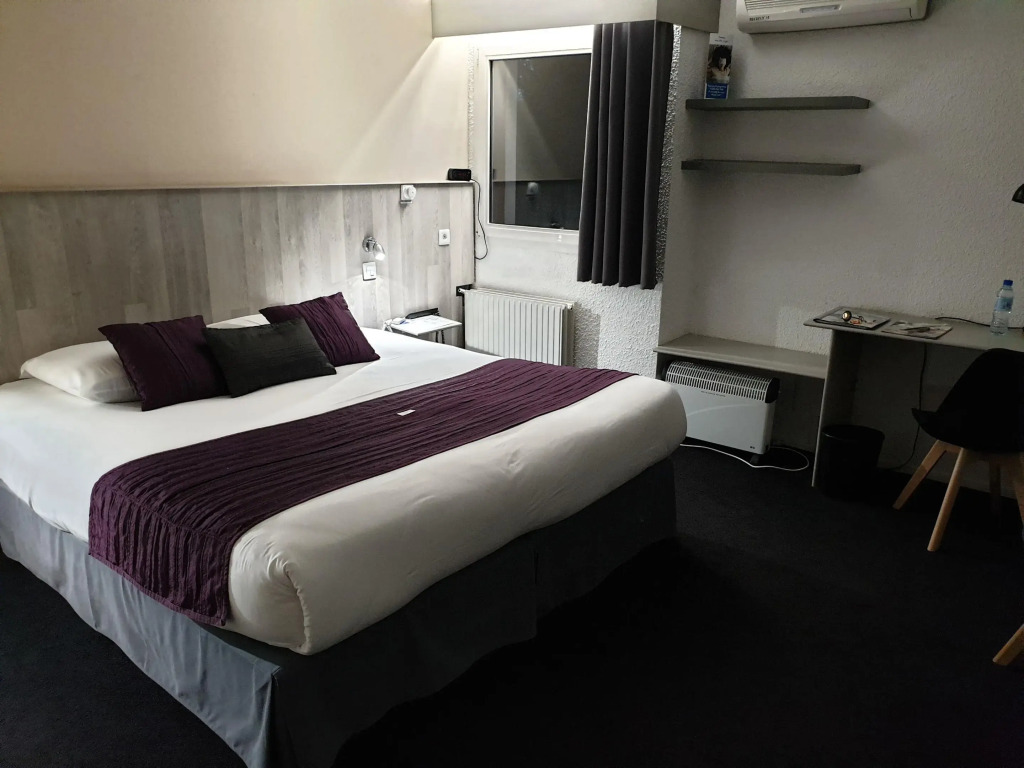 Brit Hotel Dak Hotel